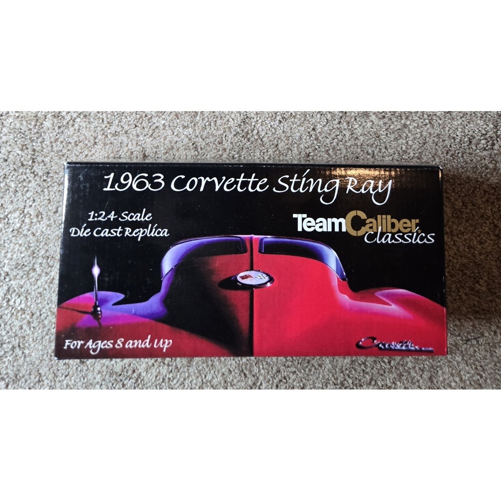 Team Caliber Classics 1963 Chevrolet Corvette Sting Ray 1:24 Diecast Red Car